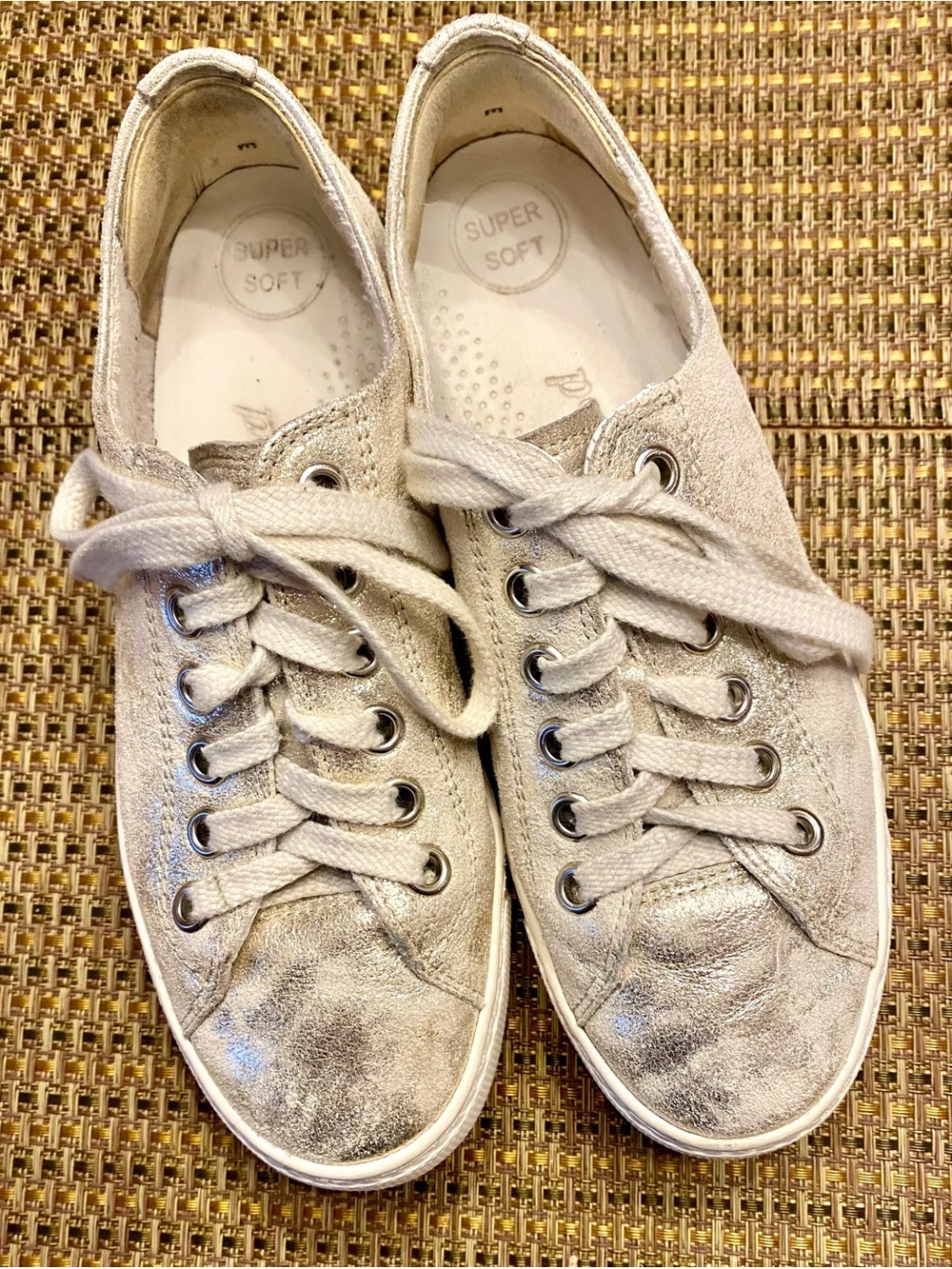 Paul Green Bixby Metallic Silver Low-Top Lace-Up Sneakers